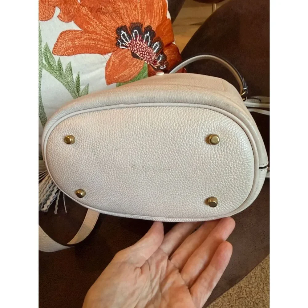 Coach Lora Bucket Bag Whipstitch Tassels Hangtag Chalk 2020 #651